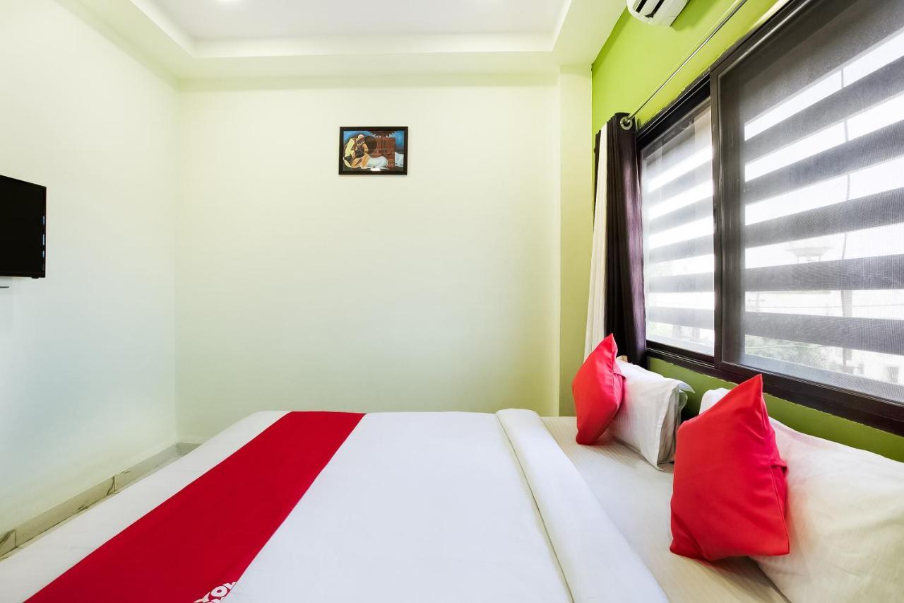 Oyo 39381 Kalajanki Hotel Ujjain Esterno foto